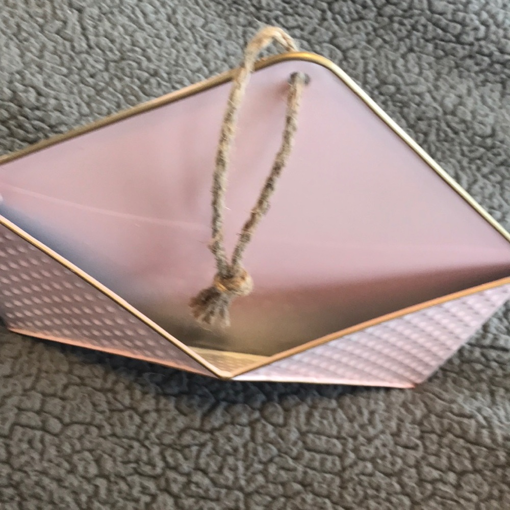 Mail paper holder wall decor - Picture 2 of 3